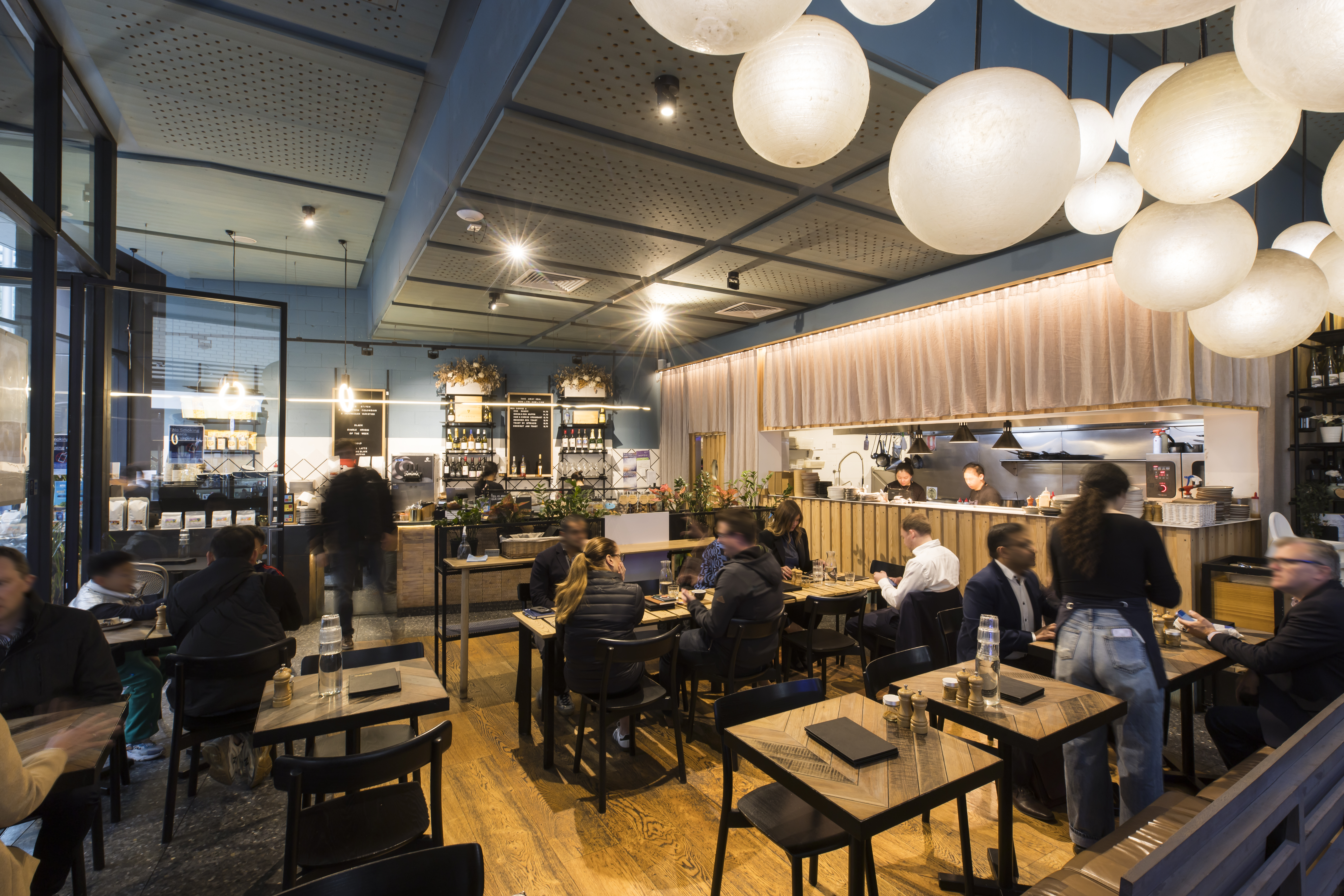 035_Devon_Cafe_Barangaroo_credit_AnnaKucera.jpg